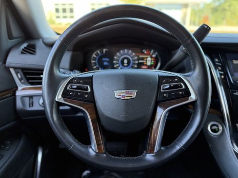 Used 2016 Cadillac Escalade 2WD image 24