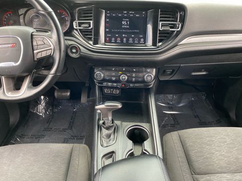 Used 2023 Dodge Durango SXT RWD image 11