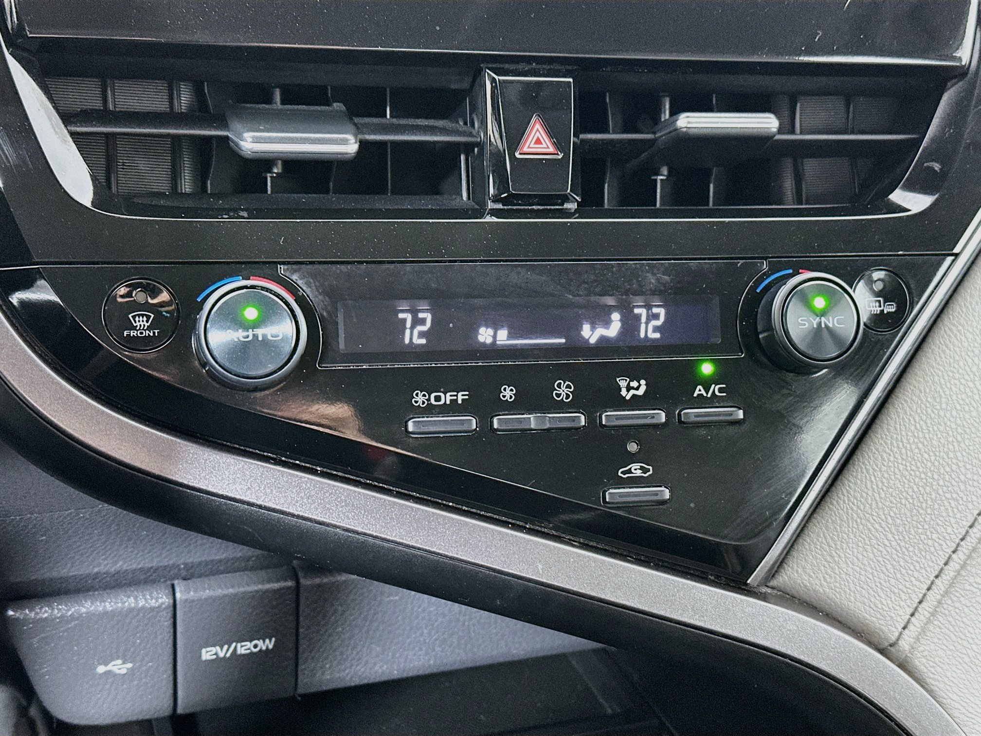 Certified 2024 Toyota Camry SE w/ Protection Package (Q2) (TMS) AWD/4WD image 15