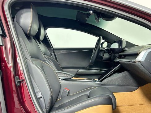 Used 2023 Lucid Air Touring image 10