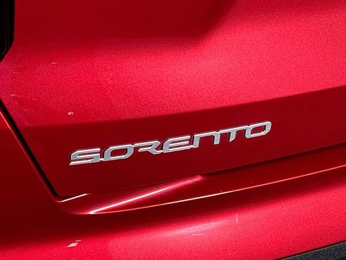 Certified 2023 Kia Sorento EX image 25