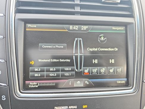 Used 2016 Lincoln MKX Reserve w/ Driver Assistance Package image 20