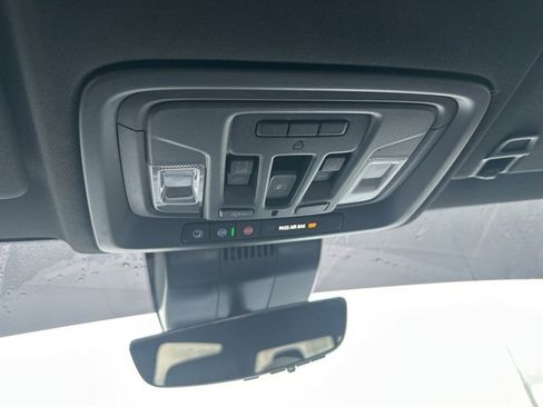 Used 2025 Chevrolet Silverado 2500 High Country w/ Technology Package image 16