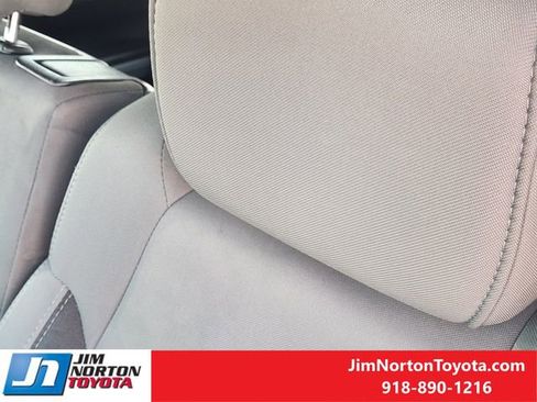 Used 2018 Toyota Tundra SR5 image 15