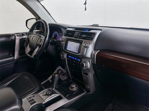 Used 2014 Toyota 4Runner Limited image 30