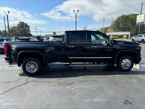 New 2026 Chevrolet Silverado 3500 High Country w/ High Country Premium Package AWD/4WD image 8