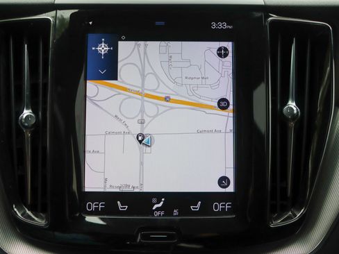 Used 2018 Volvo XC60 T5 R-Design w/ Convenience Package image 33