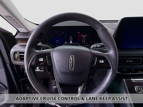 Used 2025 Lincoln Aviator Reserve w/ Jet Appearance Package image 4