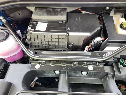 New 2025 Volkswagen Tiguan SE R-Line image 29