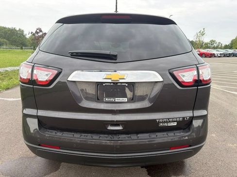 Used 2016 Chevrolet Traverse LT w/ Style and Technology Package FWD image 8