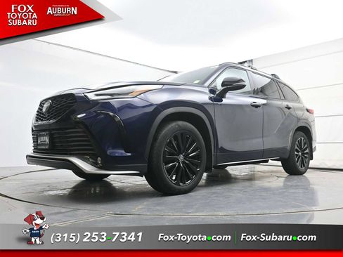 Used 2023 Toyota Highlander XSE AWD/4WD image 21