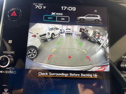 Used 2025 Subaru Forester Premium image 25