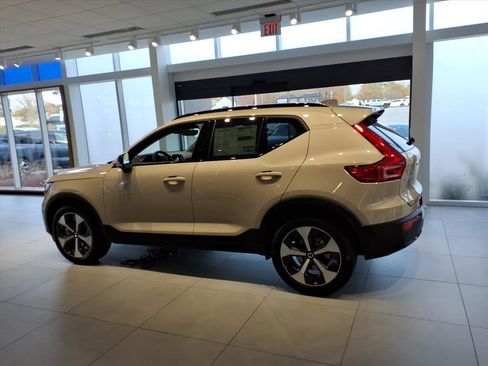 New 2026 Volvo XC40 B4 Plus w/ Protection Package Premier image 5