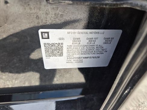 Used 2021 Chevrolet Malibu LT w/ Midnight Edition FWD image 21