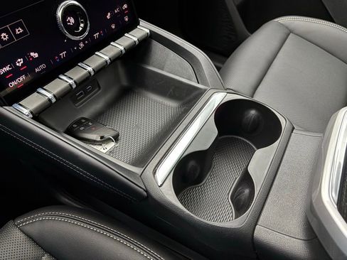 New 2026 GMC Terrain Elevation w/ Elevation Premium Package image 30