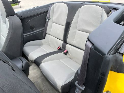 Used 2013 Chevrolet Camaro LT RWD image 25