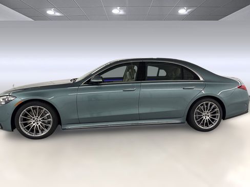 New 2026 Mercedes-Benz S 500 4MATIC image 2