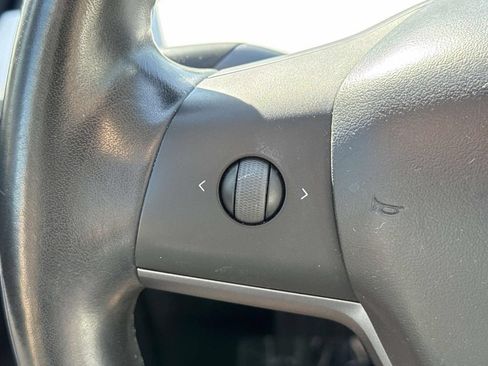 Used 2018 Tesla Model 3 Mid Range RWD image 37