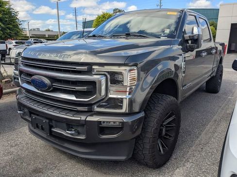 Used 2020 Ford F250 Platinum image 2