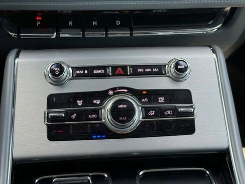 Used 2020 Lincoln Aviator Reserve w/ Equipment Group 202A AWD/4WD image 24