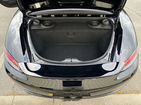 Used 2021 Porsche 718 Boxster RWD image 21