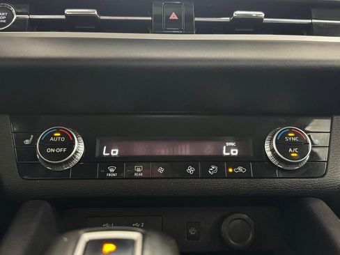 Used 2022 Mitsubishi Outlander SE FWD image 19