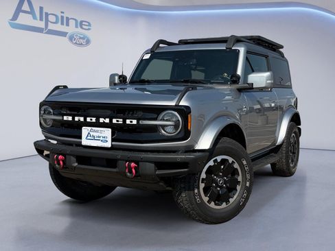 Used 2021 Ford Bronco Outer Banks AWD/4WD image 1
