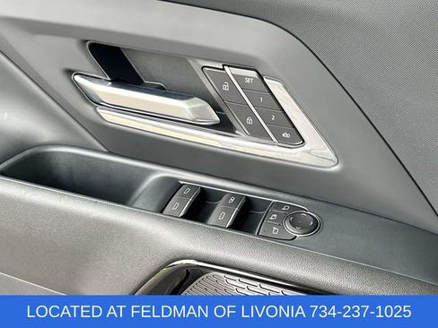 Certified 2025 Chevrolet Silverado EV LT AWD/4WD image 21