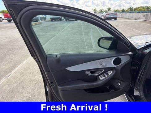 Used 2019 Mercedes-Benz C 300 C 300 image 11