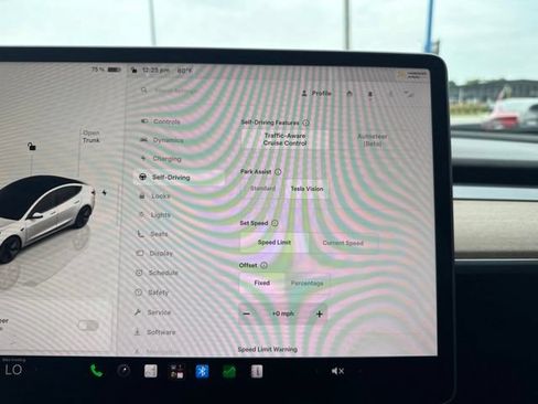 Used 2022 Tesla Model 3 Long Range AWD/4WD image 30