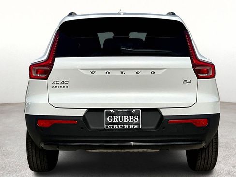 New 2026 Volvo XC40 B4 Plus w/ Protection Package Premier image 7