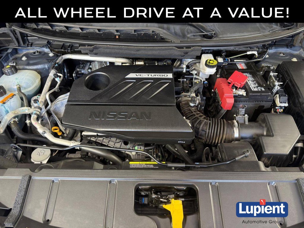 Used 2023 Nissan Rogue SV AWD/4WD image 12