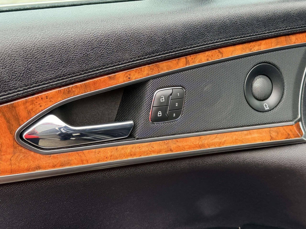Used 2019 Lincoln Nautilus Reserve AWD/4WD image 16