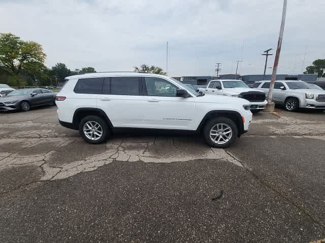 Used 2023 Jeep Grand Cherokee L Laredo w/ Luxury Tech Group I AWD/4WD image 10