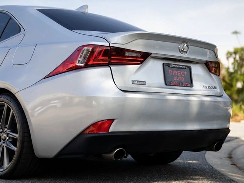 Used 2016 Lexus IS 200t RWD image 12