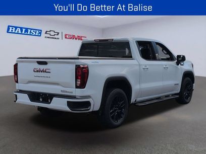 New 2026 GMC Sierra 1500 Elevation w/ Elevation Premium Package