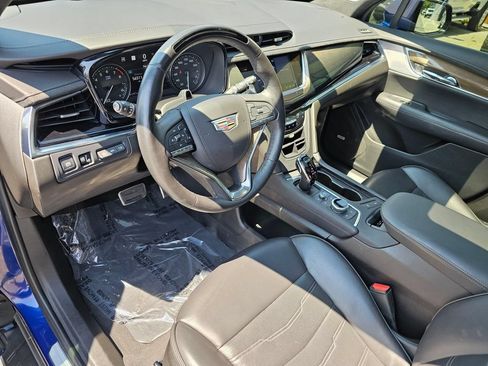 Used 2023 Cadillac XT6 Sport w/ Platinum Package AWD/4WD image 22