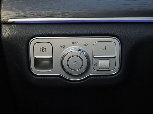 New 2026 Mercedes-Benz GLS 450 4MATIC image 23