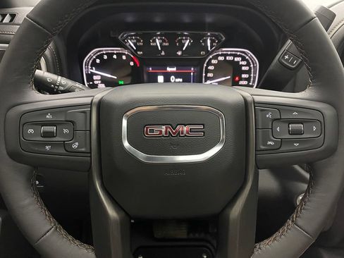 Used 2022 GMC Sierra 1500 AT4 w/ AT4 Preferred Package AWD/4WD image 20