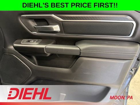 New 2026 RAM 1500 Express AWD/4WD image 15