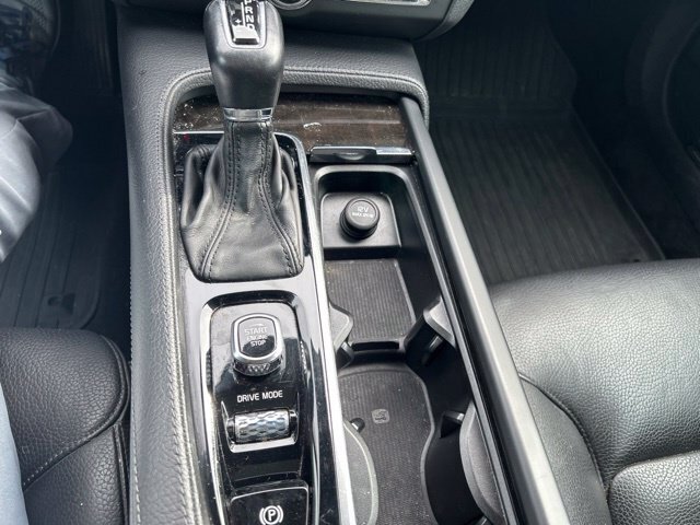 Used 2018 Volvo S90 T5 Momentum w/ Convenience Package AWD/4WD image 18