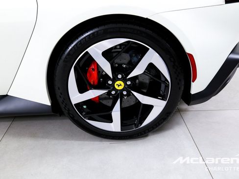 Used 2025 Ferrari 12Cilindri RWD image 31
