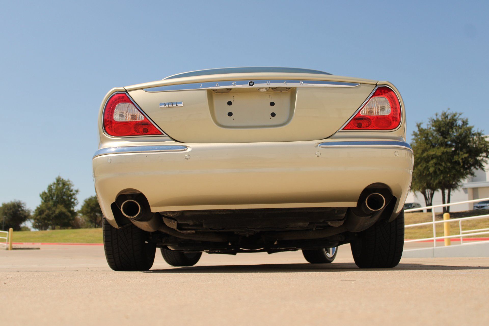 Used 2006 Jaguar XJ8 RWD image 20