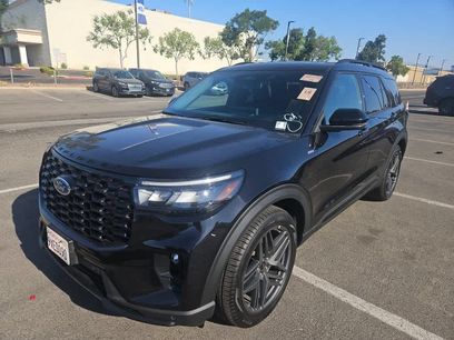 Used 2025 Ford Explorer ST-Line w/ Premium Package
