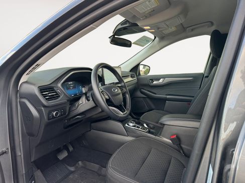 Used 2023 Ford Escape Active w/ Tech Pack #2 image 9