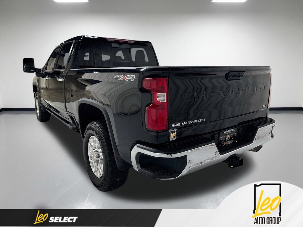 Used 2023 Chevrolet Silverado 2500 LTZ w/ LTZ Convenience Package II AWD/4WD image 9