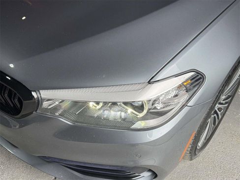 Used 2019 BMW 540i xDrive image 8