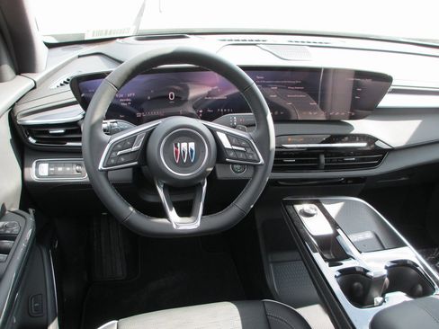 New 2025 Buick Enclave Sport Touring w/ Power Package image 18