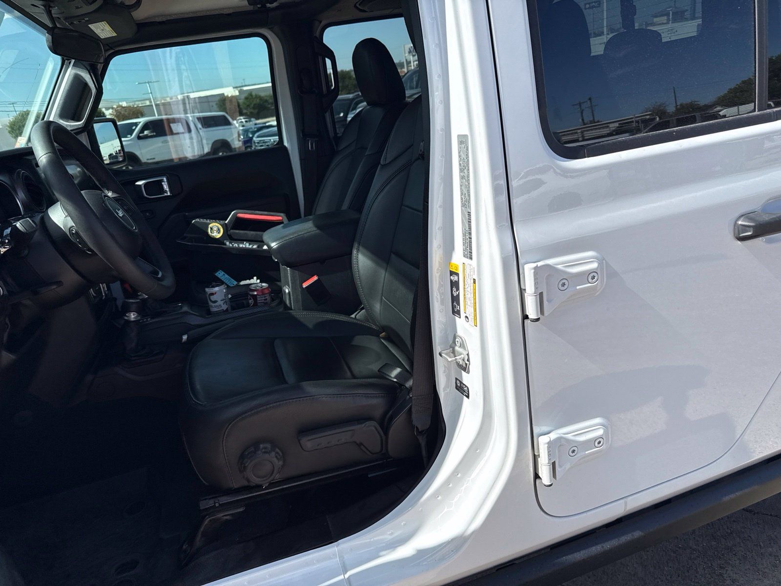 Used 2023 Jeep Gladiator Sport AWD/4WD image 12