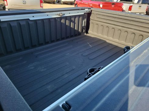 Used 2024 RAM 2500 Limited image 27